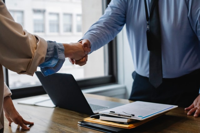 Comment instaurer une relation de confiance avec le client en Management de Transition ?